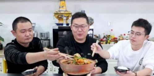 霍师傅吃瓜视频,揭秘娱乐圈幕后真相